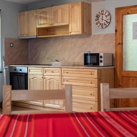 Ferienhaus почивна станция сомат Dospat